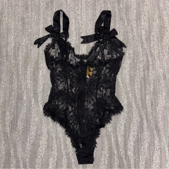VTG Victoria’s Secret Gold Label Black Lace Teddy Bows Buttons Sheer Women’s S - Picture 2 of 6